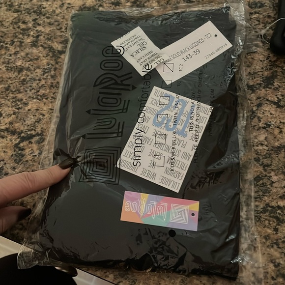 Pants - LuLa roe leggings size TC2